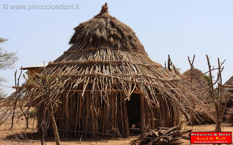 Ethiopia - Genbela - Villaggio Hammer - 01.jpg